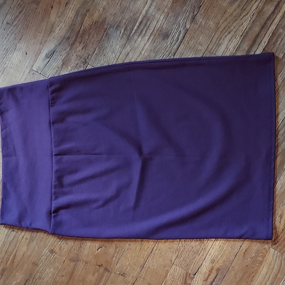 Ishas Dresses & Skirts - 10 for $10 M&M skirt